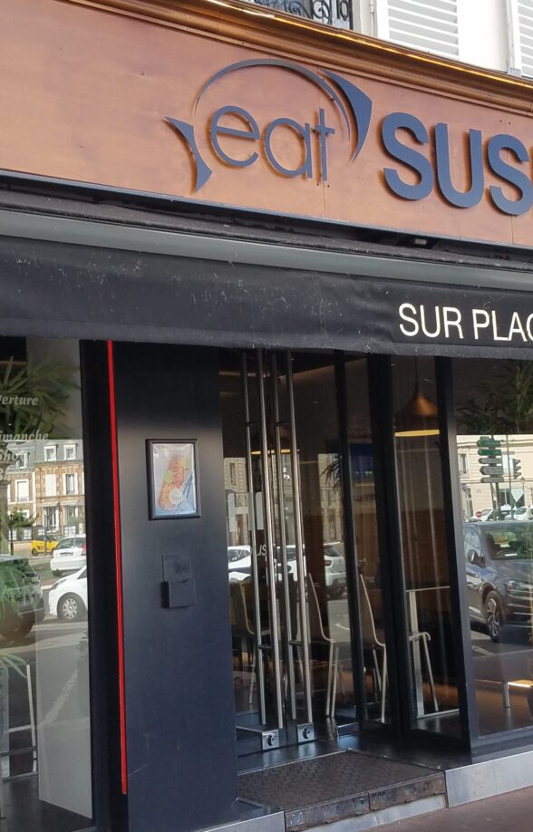 Eat Sushi