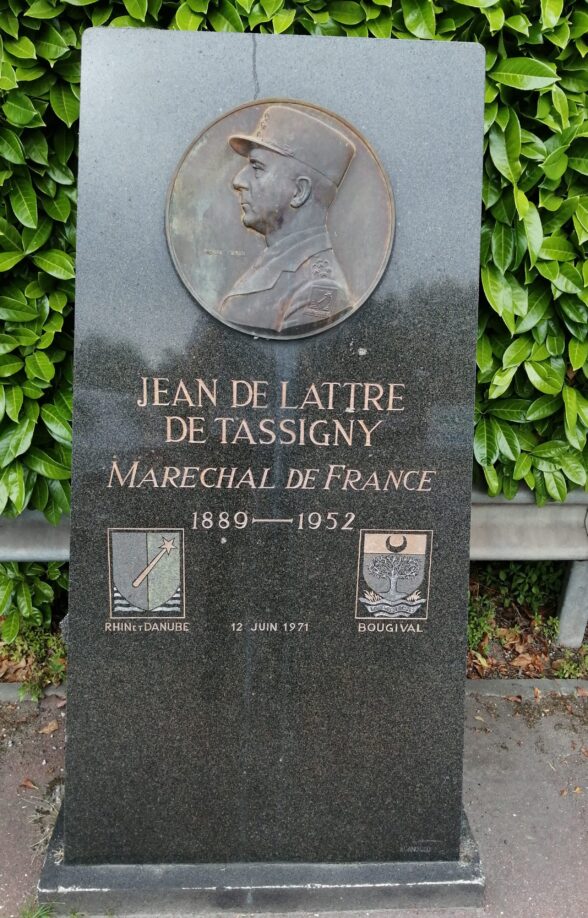 stèle commémorative