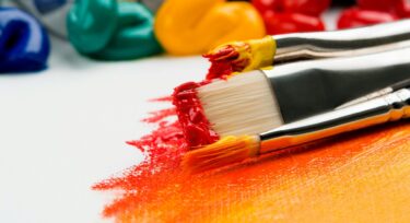 pinceaux peinture couleurs