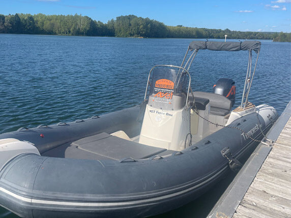 Balade en bateau sur la Seine_Montalet-le-Bois