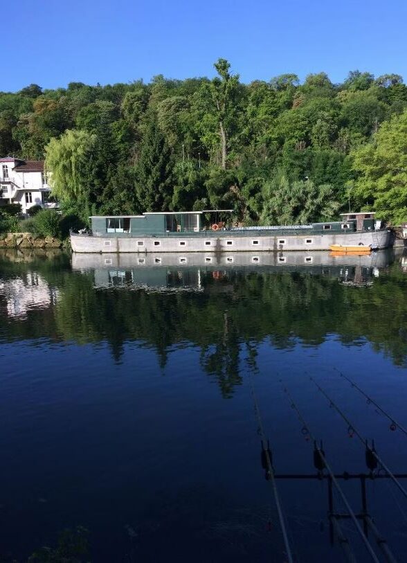 Péniche à Louveciennes_Louveciennes
