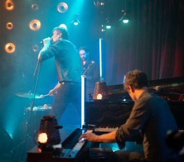 Théâtre des Arcades - Concert - Lou Casa chante Barbara et Brel_Buc