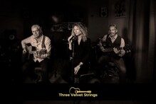 Three Velvet Strings_Rambouillet