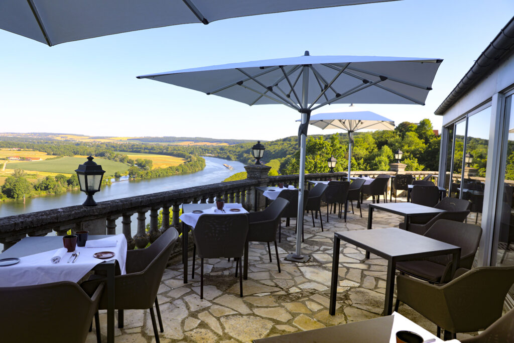 Terrasse du Panoramique 1* Michelein